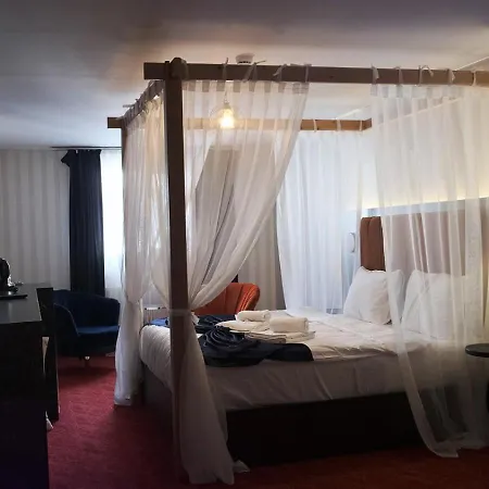 Akyol Palace Homestay